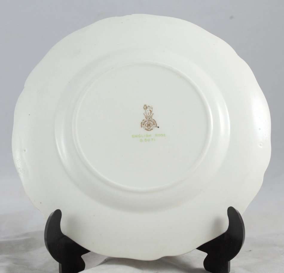 Royal Doulton - English Rose Side Plate - Bid Now!!!