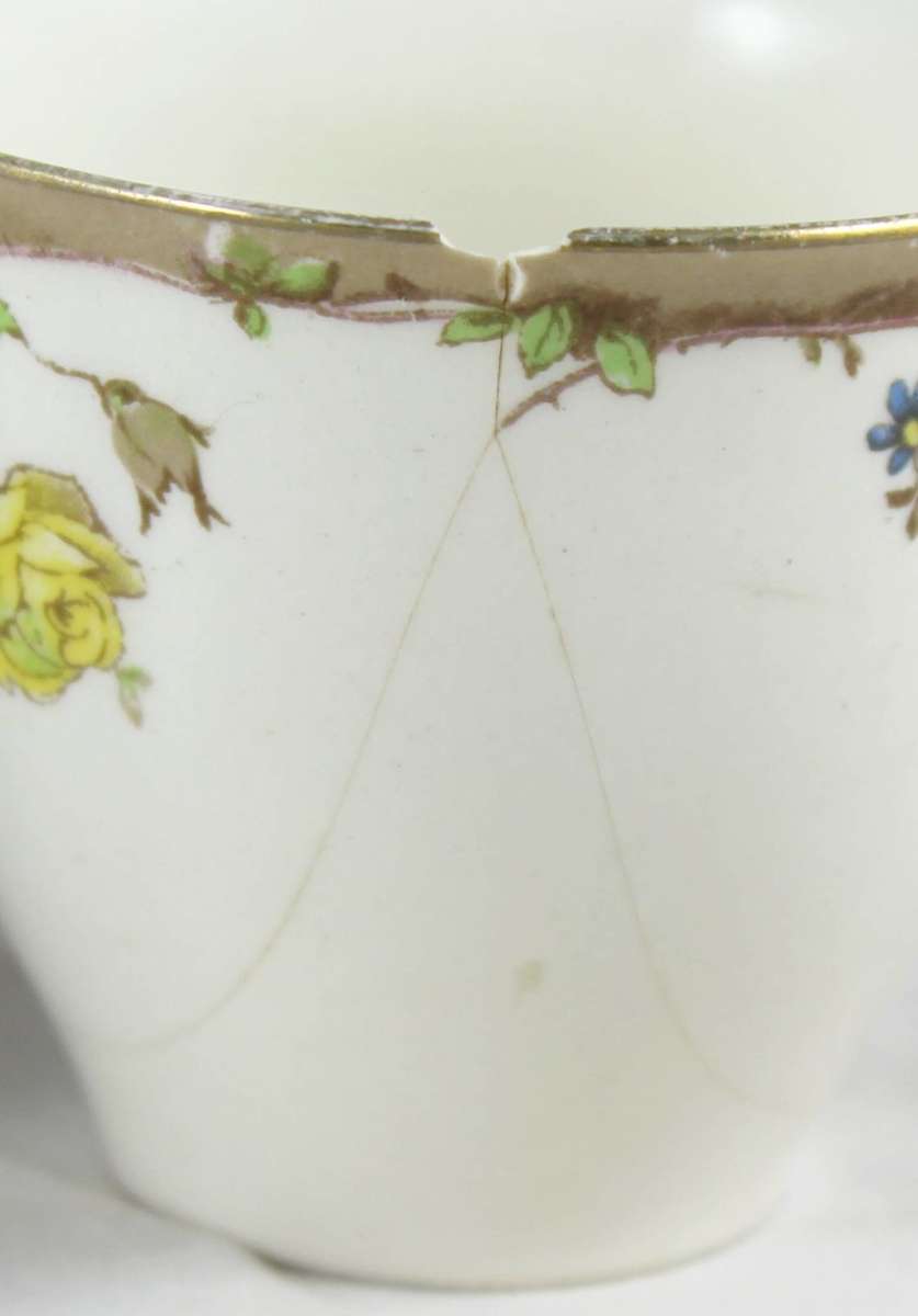 Royal Doulton - English Rose Demitasse Duo - Bid Now!!!