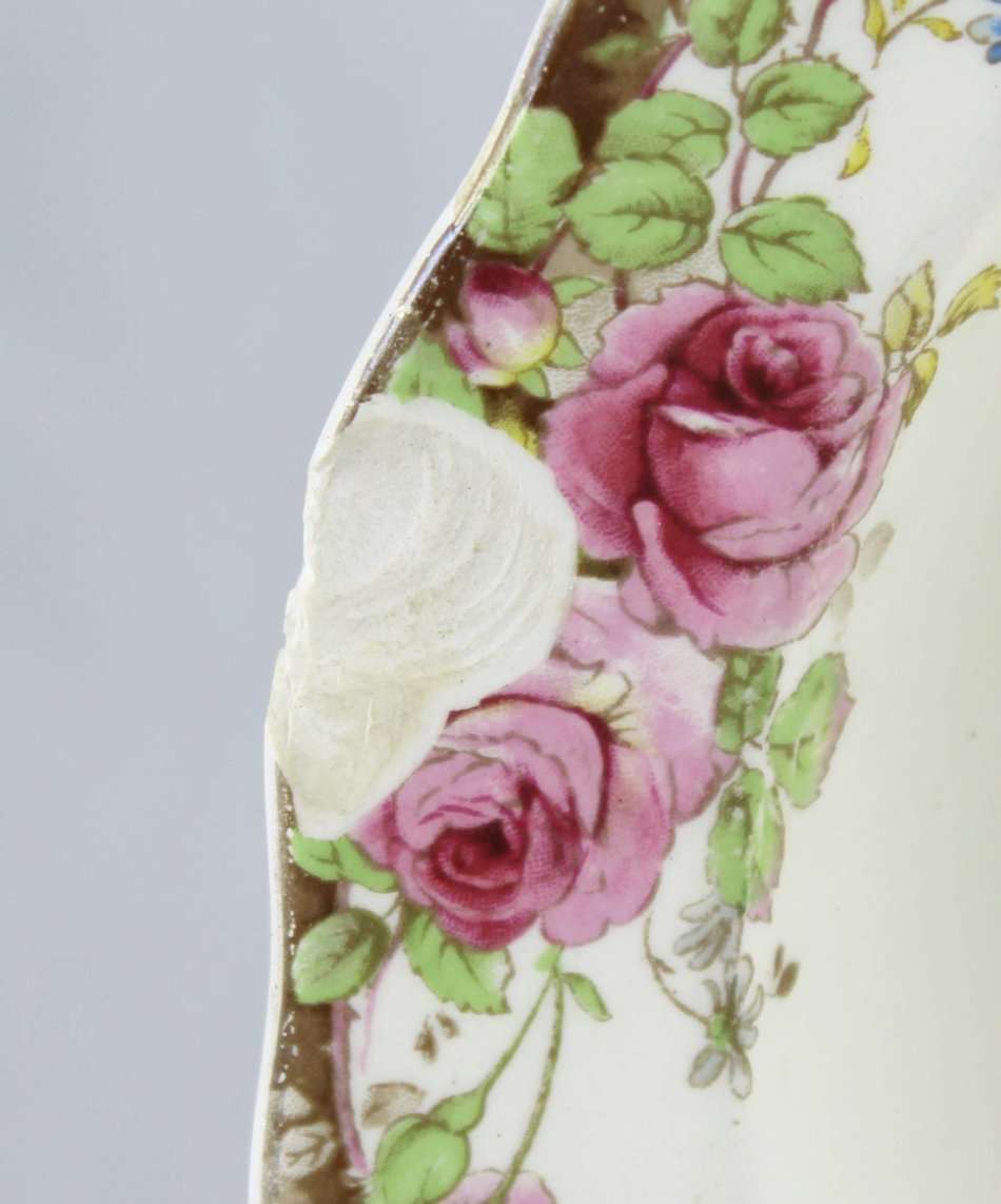 Royal Doulton - English Rose Tureen - Bid Now!!!