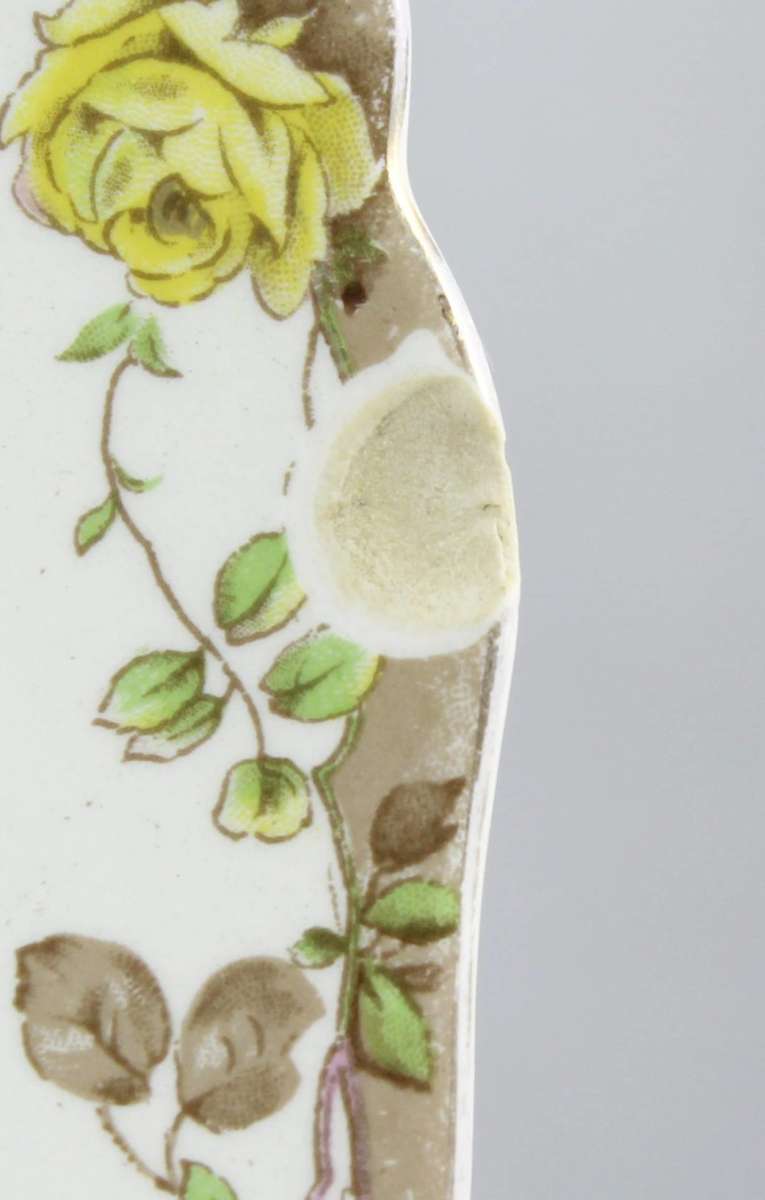 Royal Doulton - English Rose Dinner Plate - Bid Now!!!