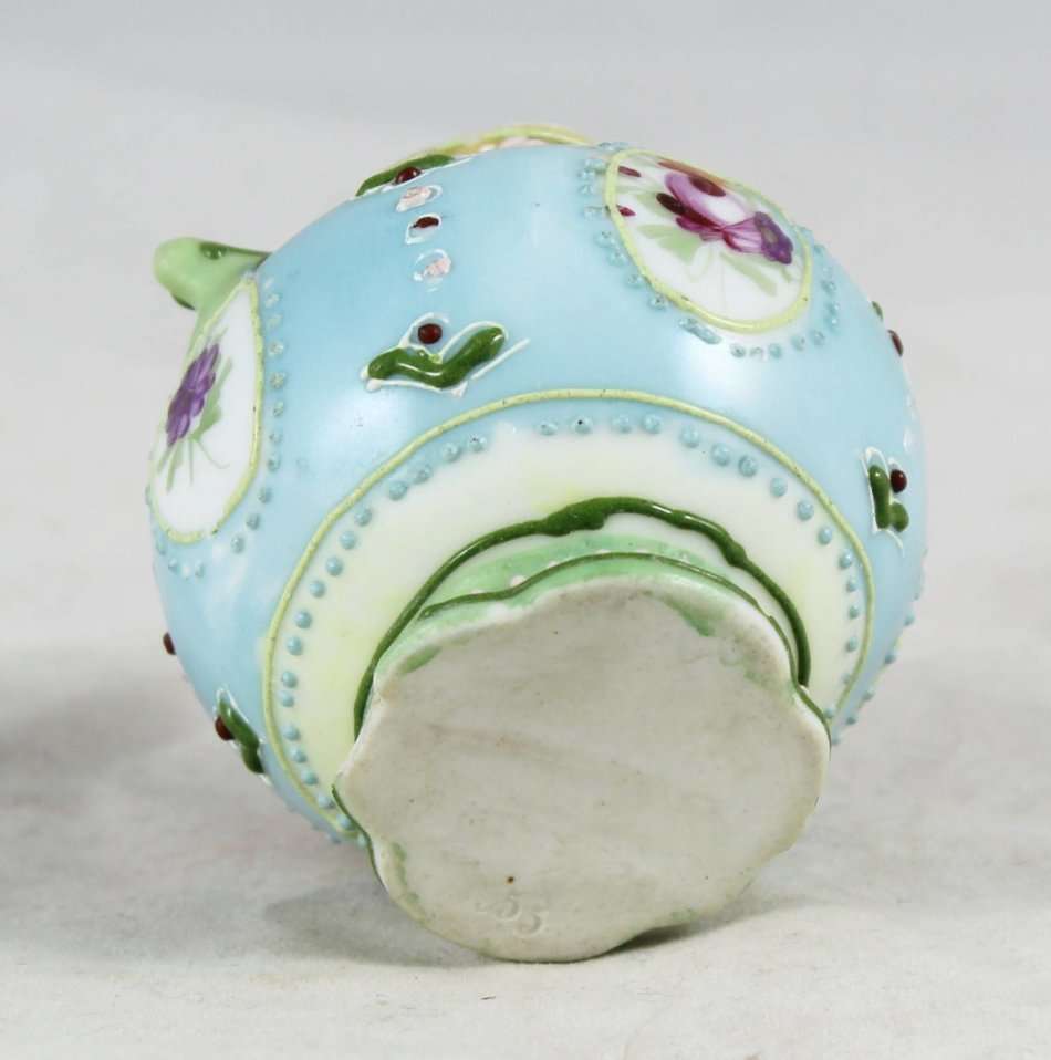 Miniature - Embossed Vase - Bid Now!!!