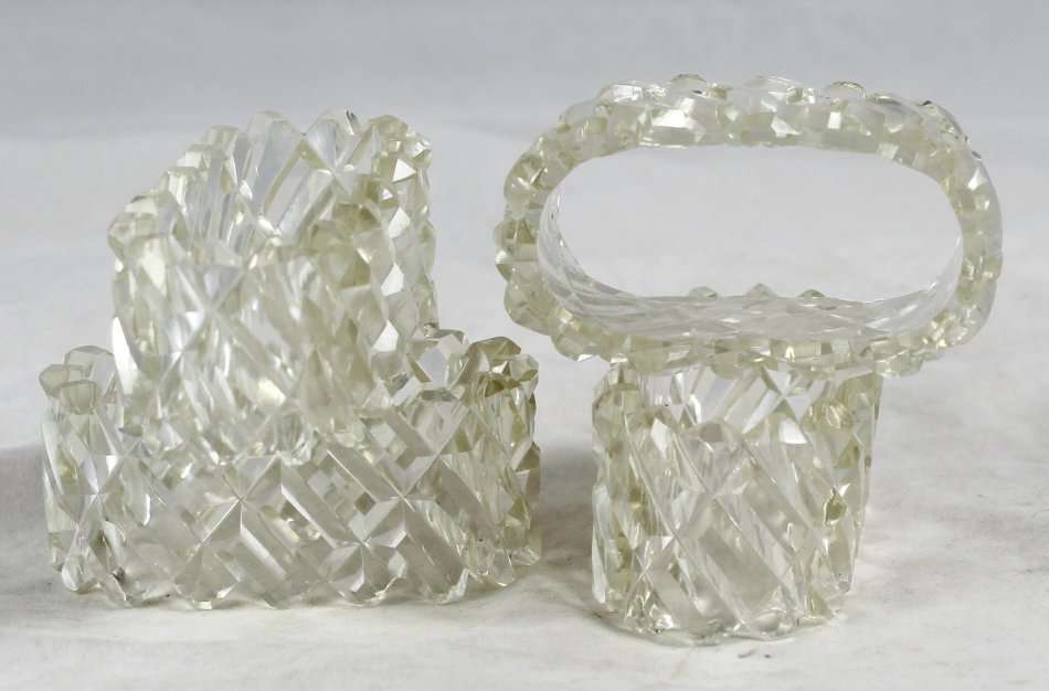 Glass - 4 Napkin Holders - Bid Now!!!