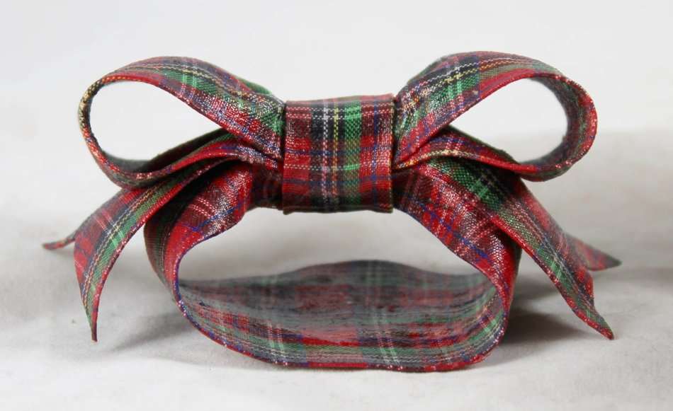 Bow Tie Napkin Holder - 10 Piece Set - Bid Now!!!