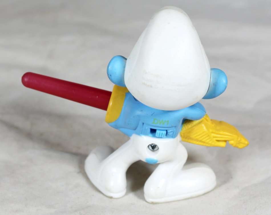 Smurfs - Smurf with light saber - Bid Now!!!