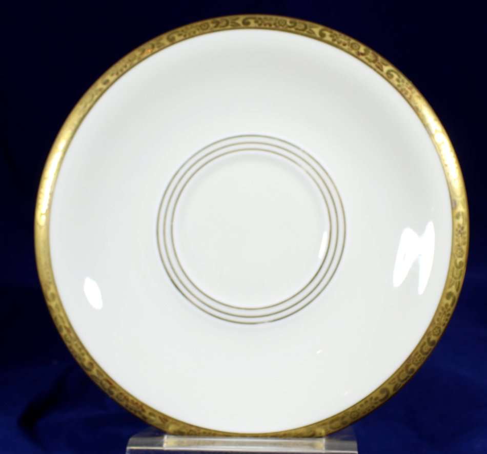 Hutschenreuther - Hohenburg - Margarete series - Soup bowl + saucer - Stunning!! - Bid Now!!!