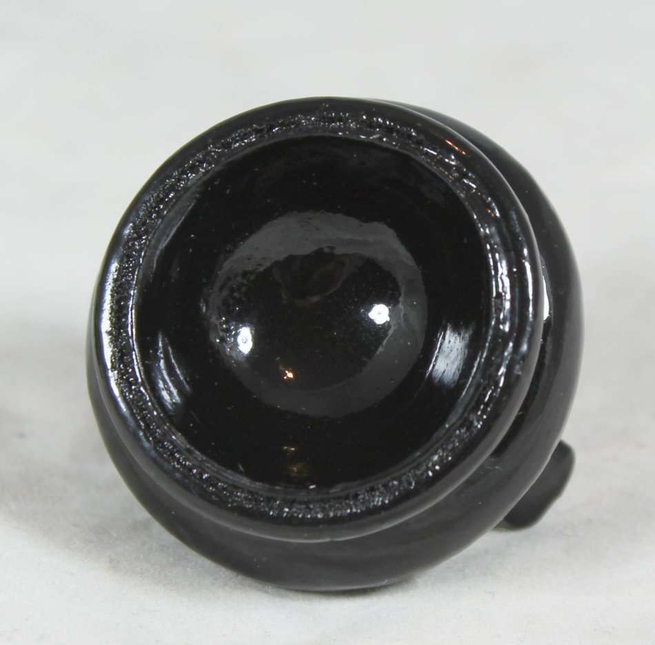 Hand painted Chinese egg on a stand - Green - Beautiful! - Bid Now!