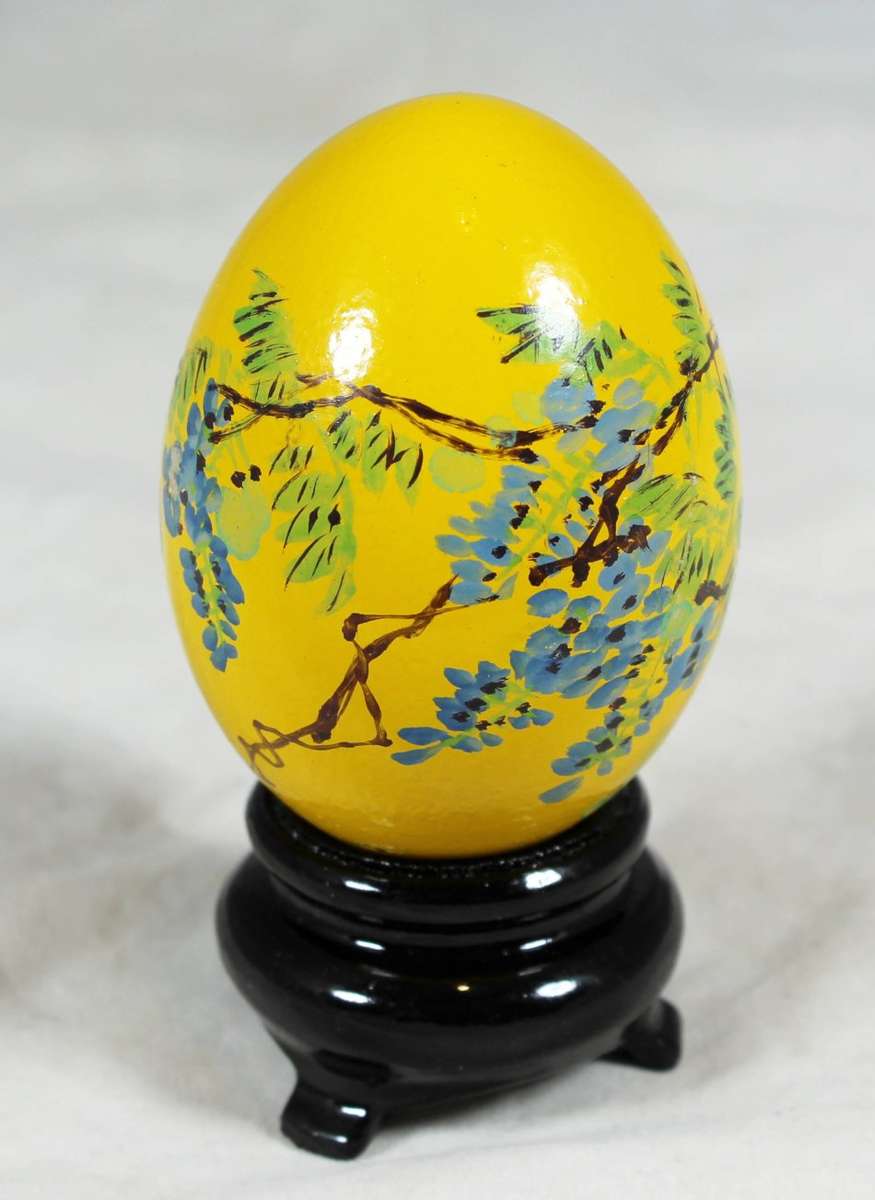 Hand painted Chinese egg on a stand - Yellow - Beautiful! - Bid Now!