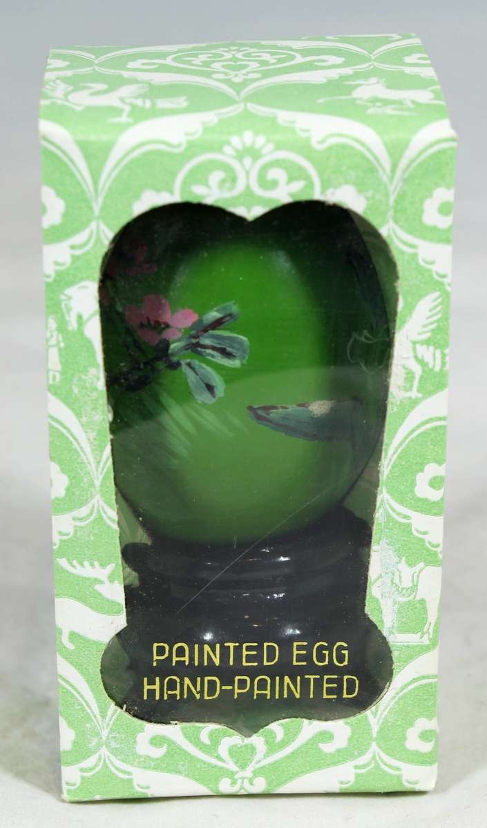 Hand painted Chinese egg on a stand - Green - Beautiful! - Bid Now!