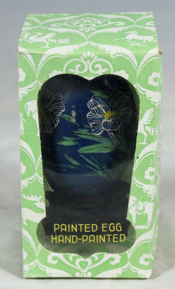 Hand painted Chinese egg on a stand - Blue - Beautiful! - Bid Now!