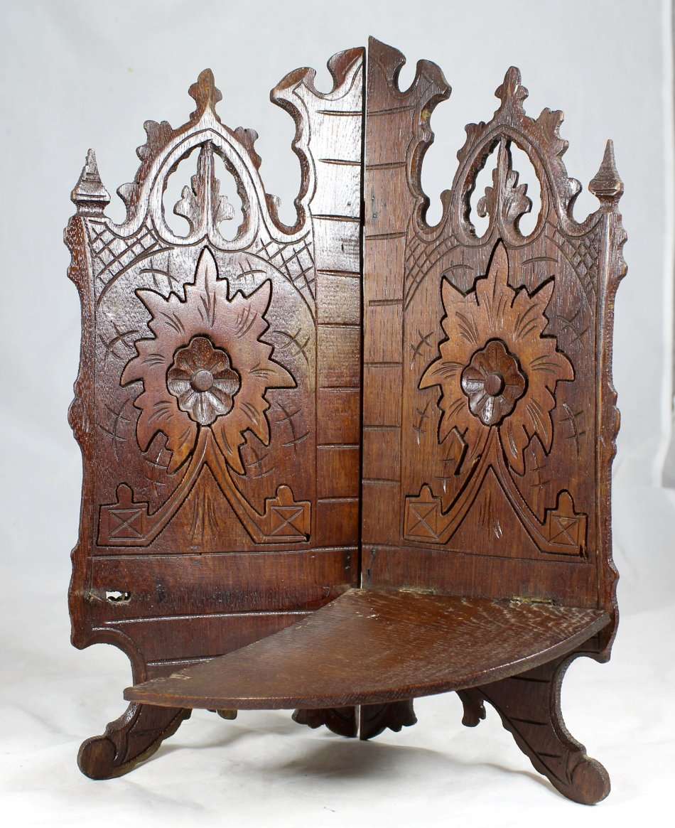 Foldable wooden corner stand - Small proportions - Very ornate - Beautiful! - Bid Now!