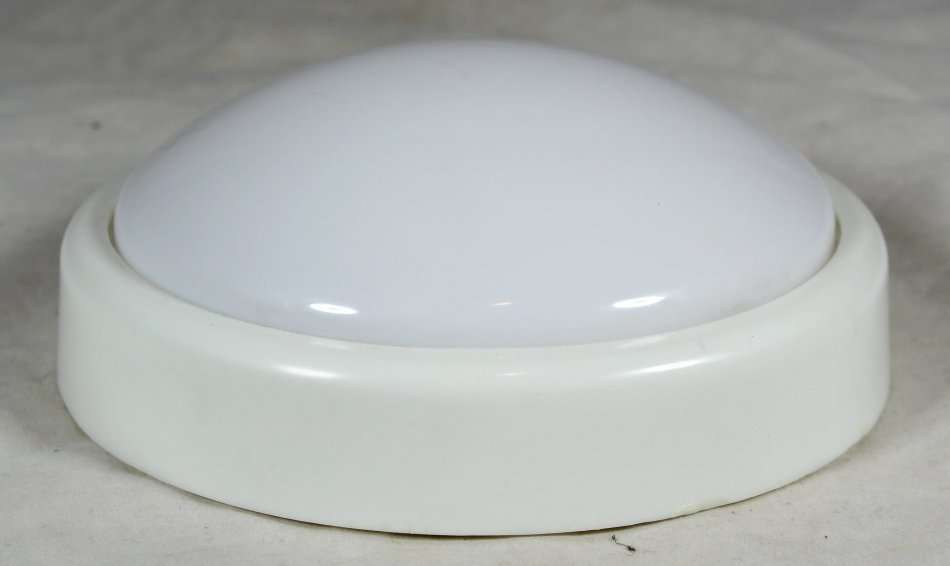 Push emergency light - Cheap load shedding light - Bid Now!