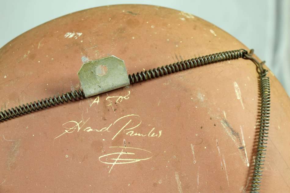 Traditional stick figures - Wall plate - Hand painted - Beautiful - Low price! - Bid Now!!!