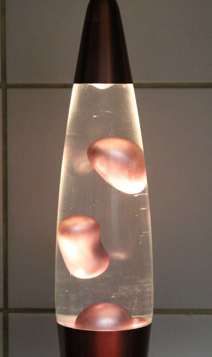 Small lava lamp - Stunning!! - Bid Now!!!