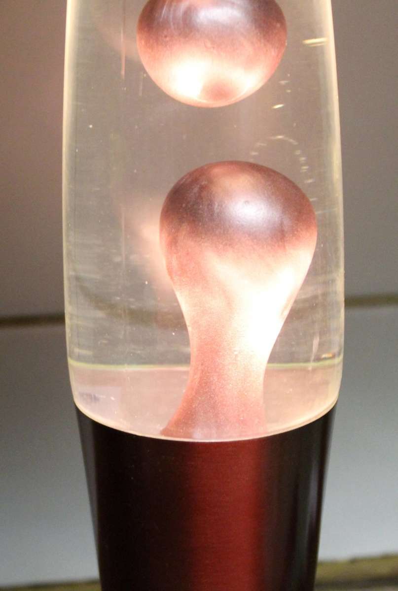 Small lava lamp - Stunning!! - Bid Now!!!