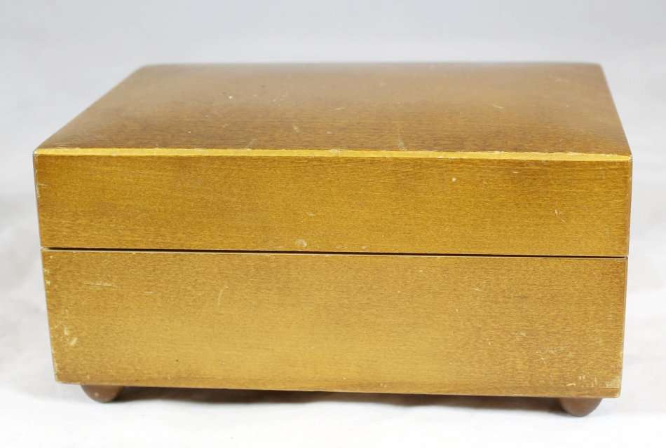 Schweizer Landler music box - Beautiful! - Bid Now!!!