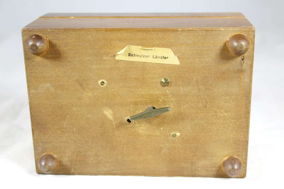 Schweizer Landler music box - Beautiful! - Bid Now!!!