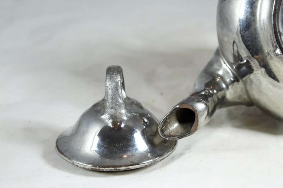 Silver plated tea pot - Beautiful! - Low Price - Bid Now!!!