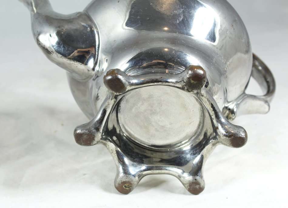 Silver plated tea pot - Beautiful! - Low Price - Bid Now!!!