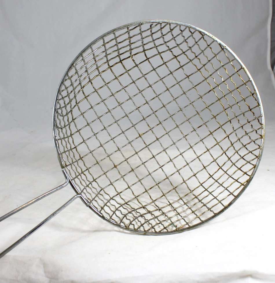 Chips frying basket - Giveaway price - Bid Now!