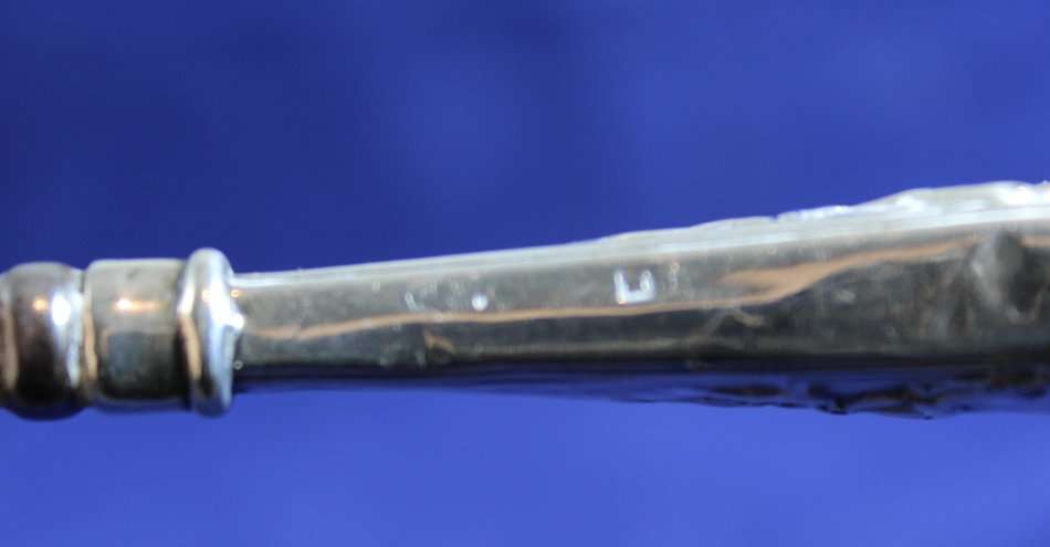 Silver button hook - English hallmarked - Beautiful - Bid Now!