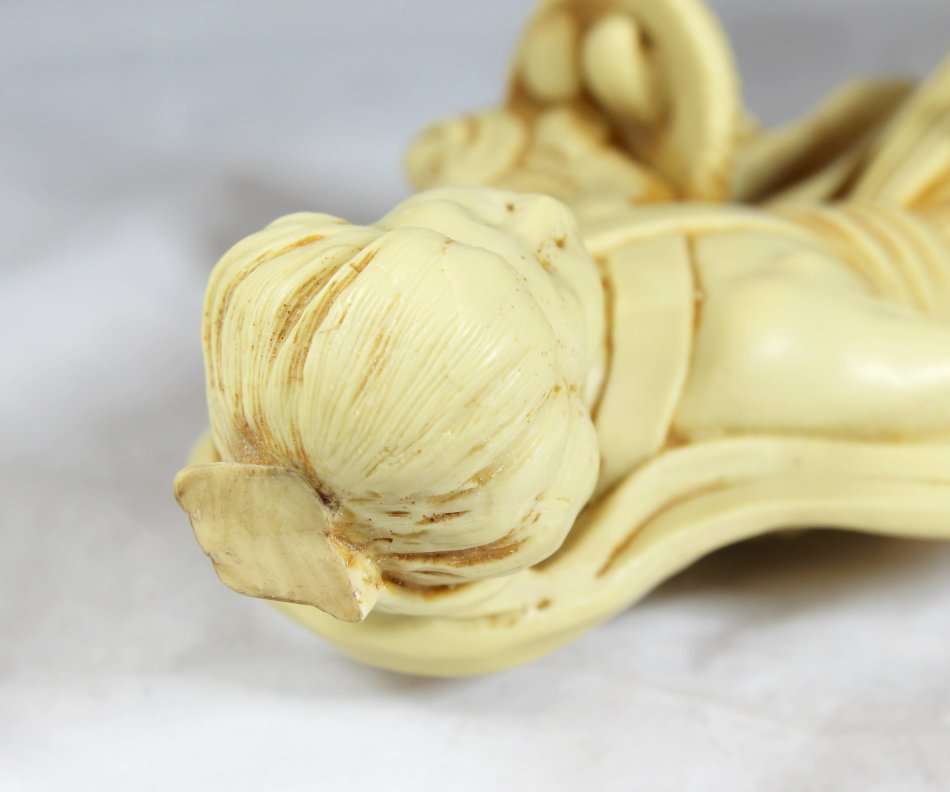 Pair Chinese statues of lady and man carrying fishes - Stunning!! - Exquisite detail!! - Bid Now!!!