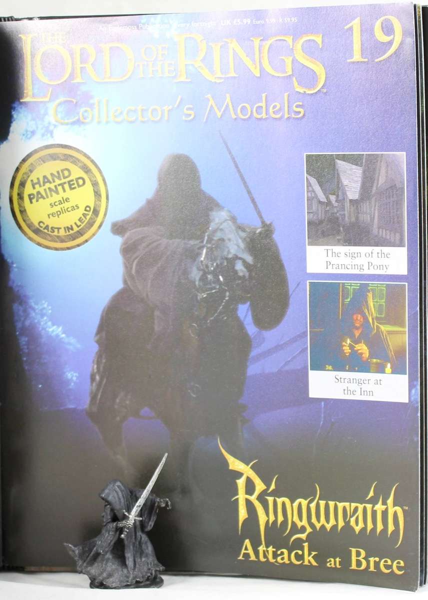 Lord of the Rings - Ringwraith - Lead cast, hand painted figurine with book - Stunning! Bid Now!
