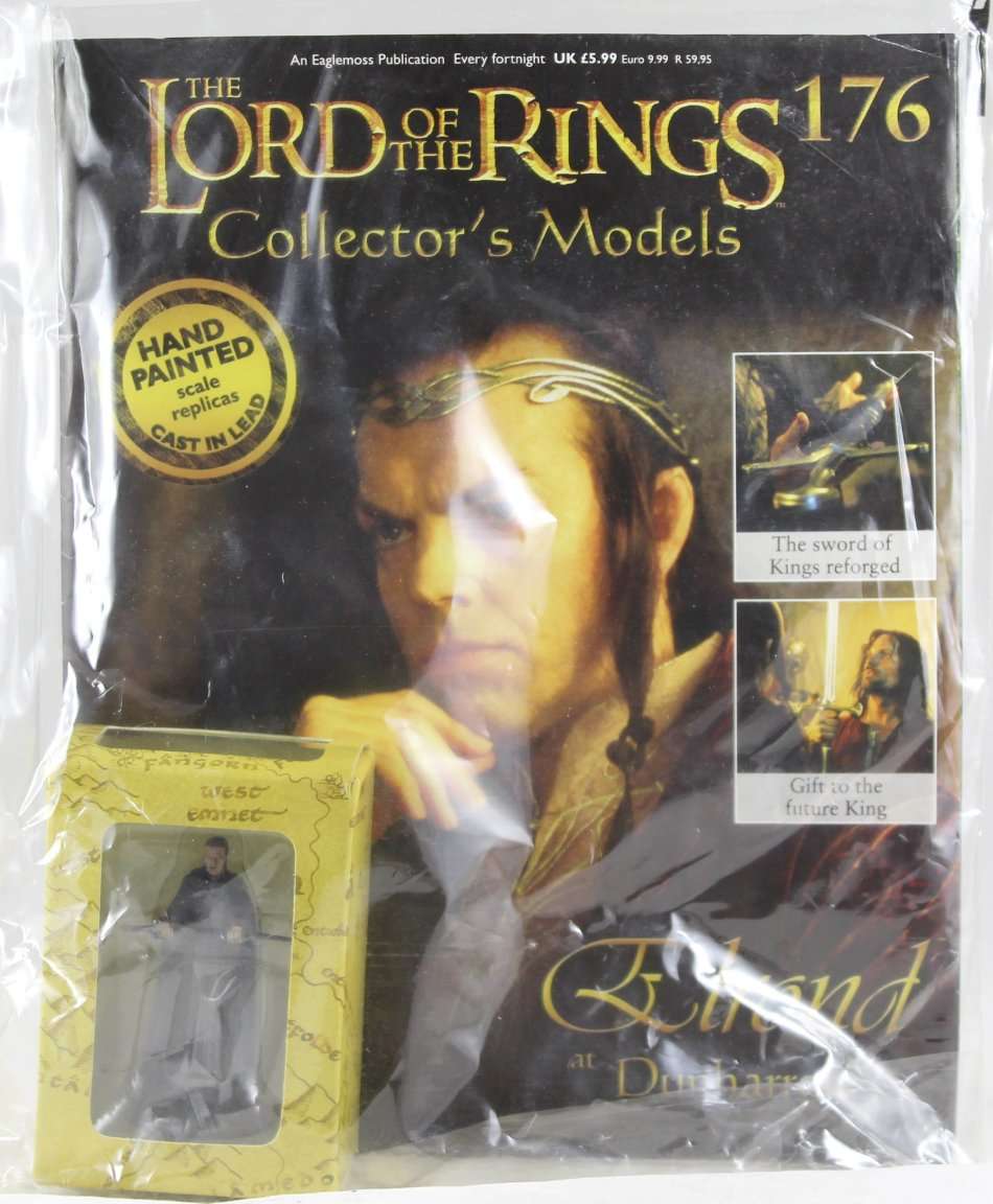 Lord of the Rings - Elrond - Lead cast, hand painted figurine with book - Stunning! Bid Now!