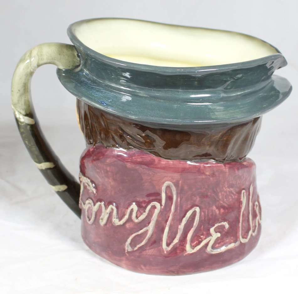 Royal Doulton - Very Large Toby Jug - Tony Weller D5531 - Beautiful! - Bid Now!!!