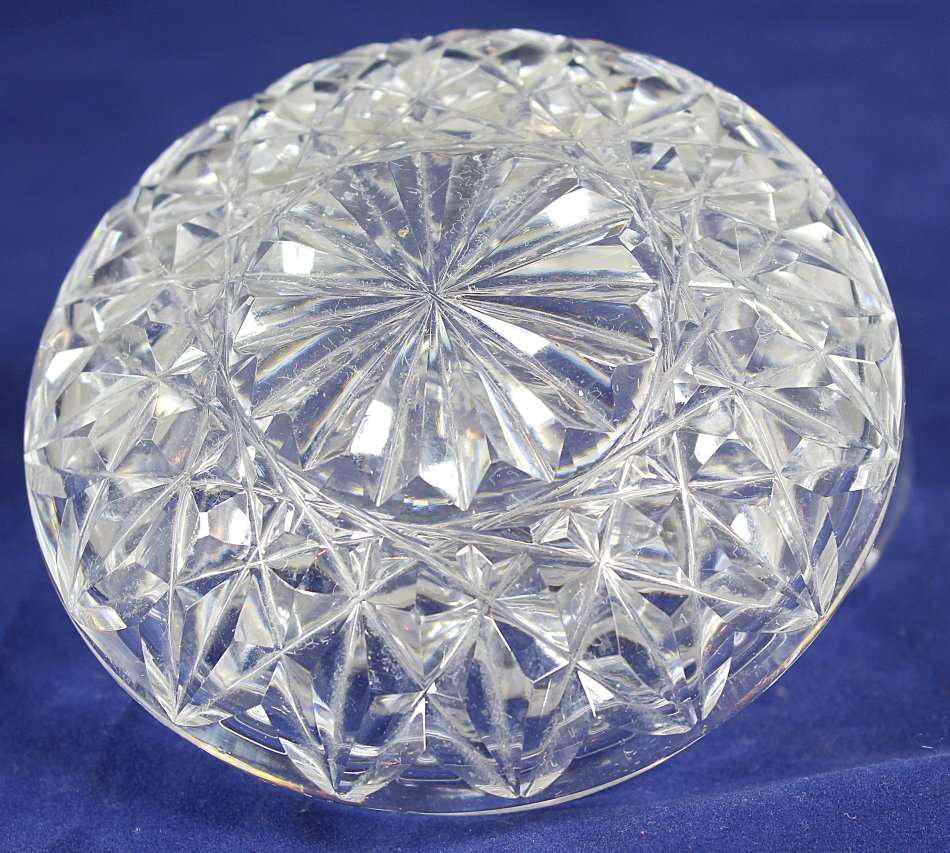 Lidded glass - trinket holder