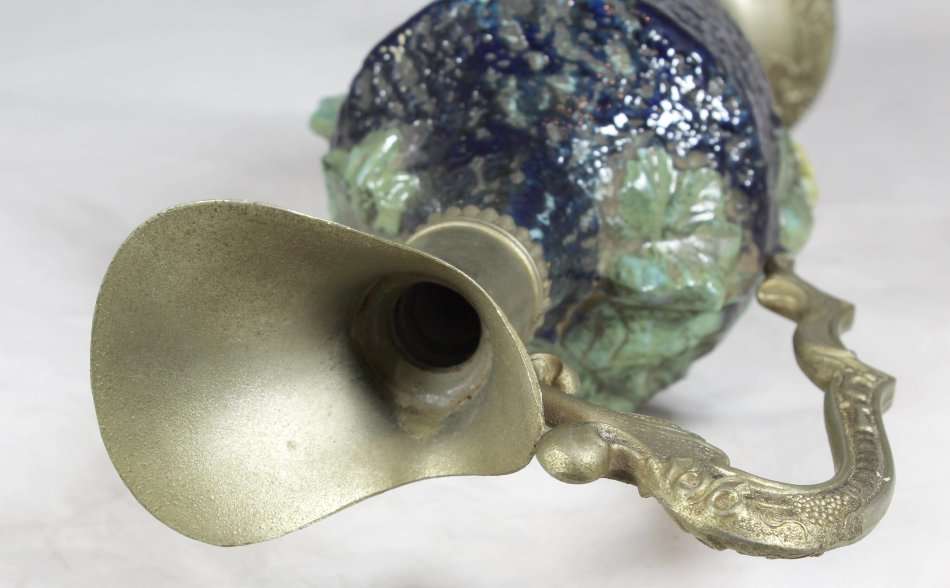 Riprod Vietata - Pitcher - Hand Painted - Bid Now!!!