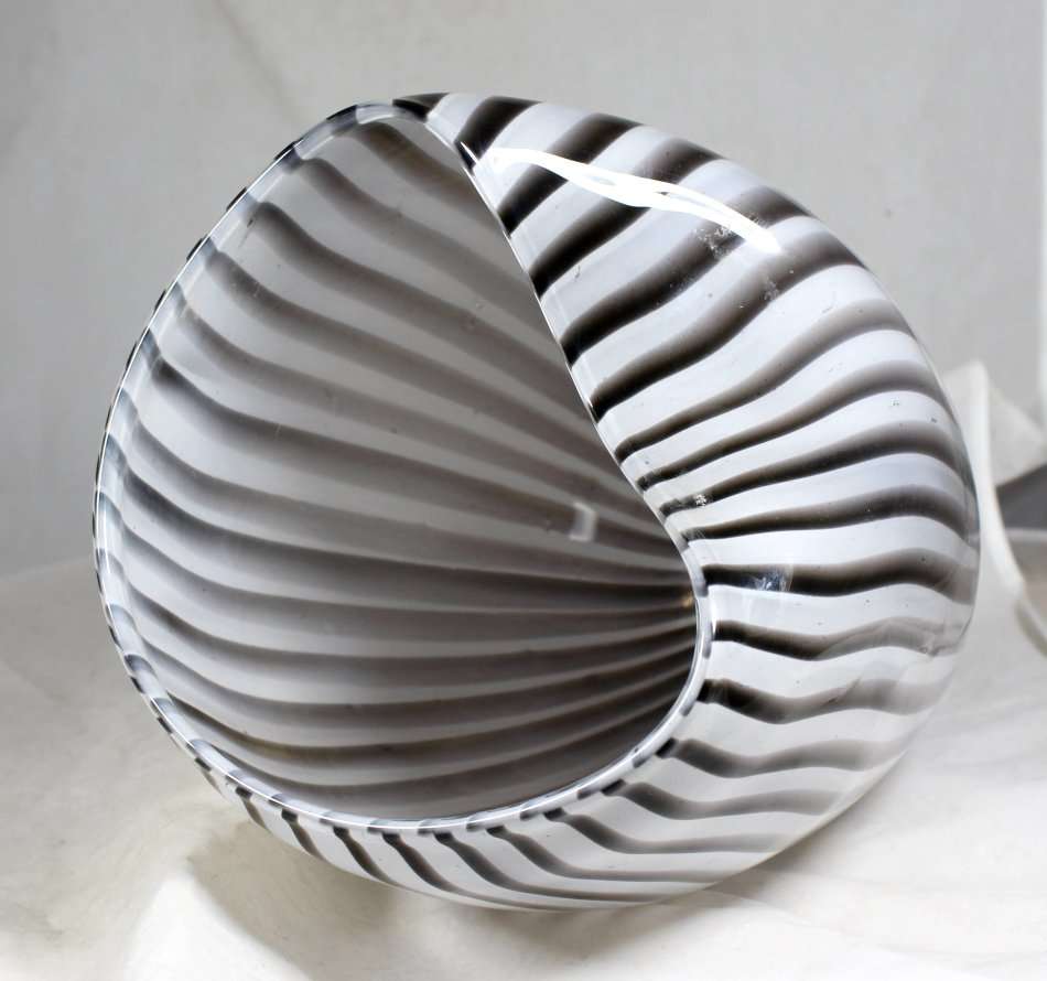 Striped Art Glass - Vase - Beautiful! - Bid Now!