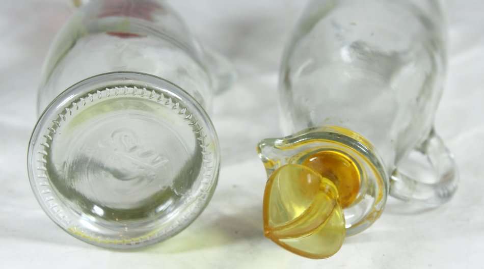 Oil/Vinegar - Pair - Glass Containers - Gorgeous! - Bid Now!!!