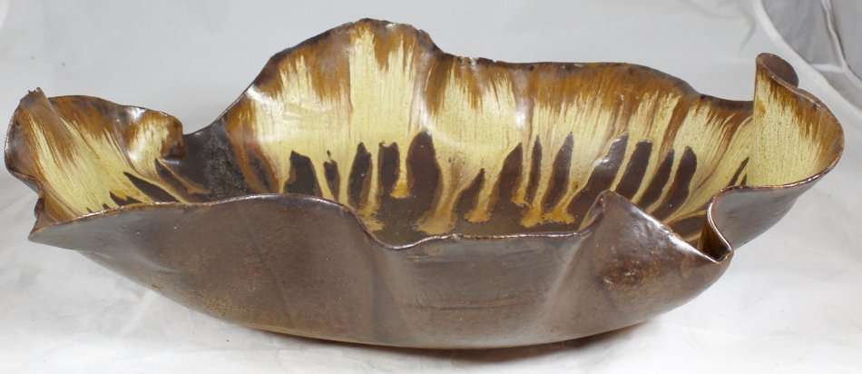 Very Large Pottery - Fruit Bowl - Gorgeous! - Bid Now!!!