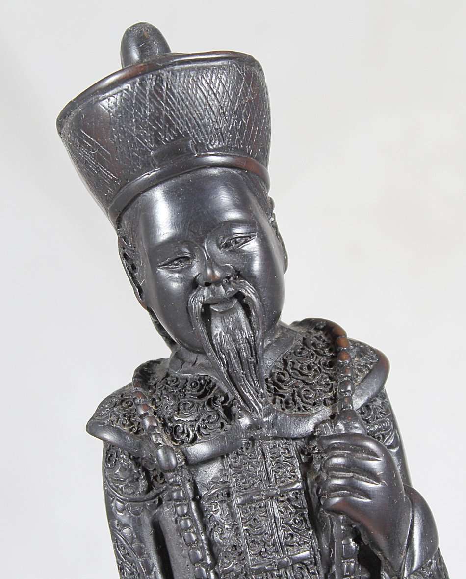 Molded - Pair - Chinese Figurines - Gorgeous! - Bid Now!!!