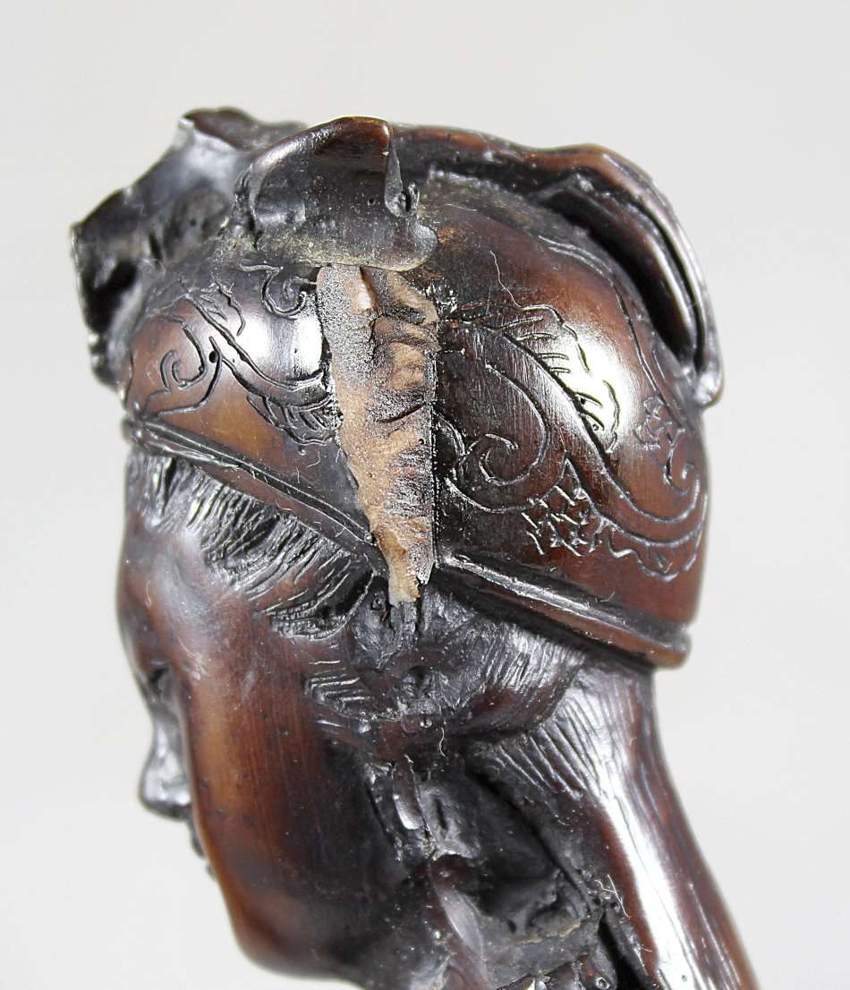 Molded - Pair - Chinese Figurines - Gorgeous! - Bid Now!!!