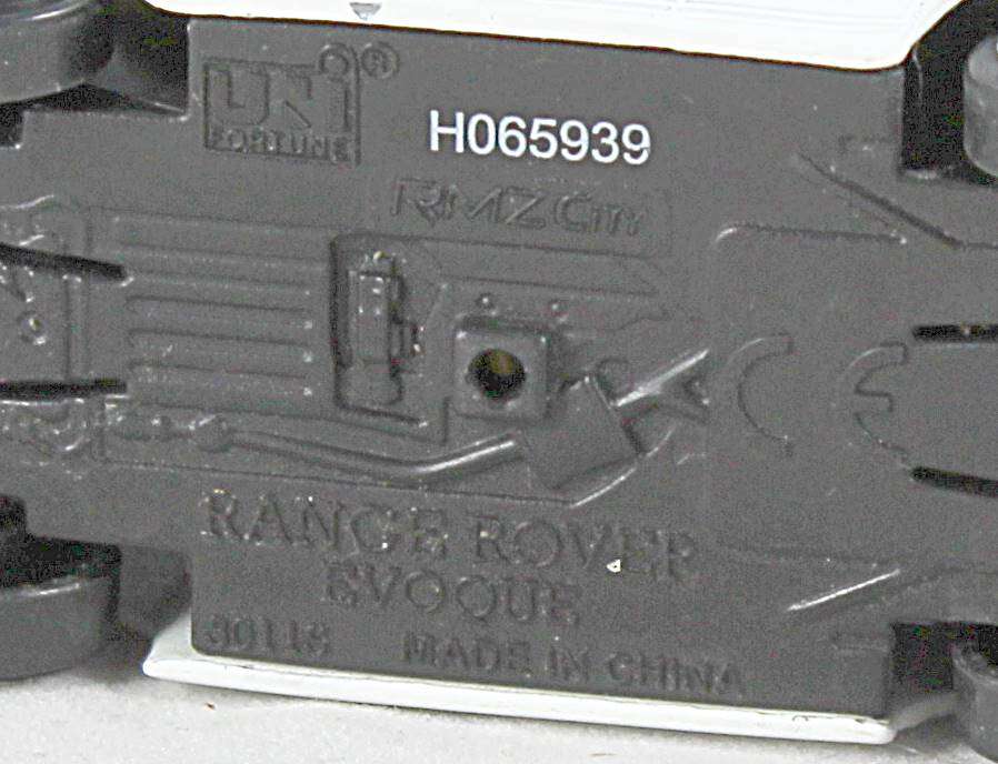 UNI - RMZ City - Range Rover - Evogue - Bid now!!