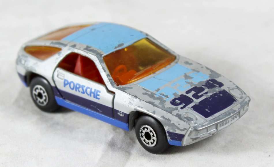 Matchbox - Porsche - 928 - Bid now!!