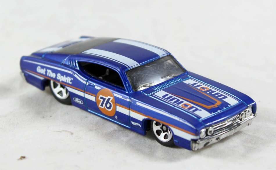 Hot Wheels - '69 Ford - Torino Talladega - Bid now!!