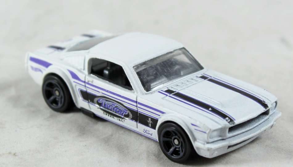 Hot Wheels - '65 Mustang - Fastback - Bid now!!