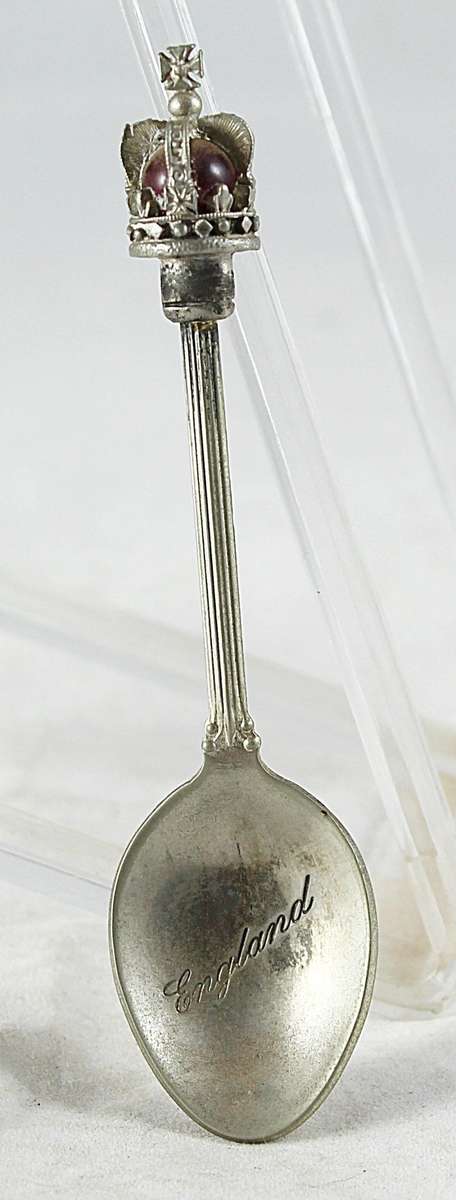 Souvenir Teaspoon - England Crown - Beautiful! - Bid Now!!!