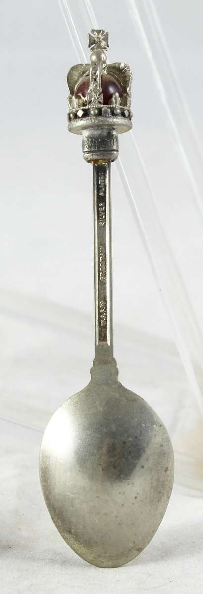Souvenir Teaspoon - England Crown - Beautiful! - Bid Now!!!