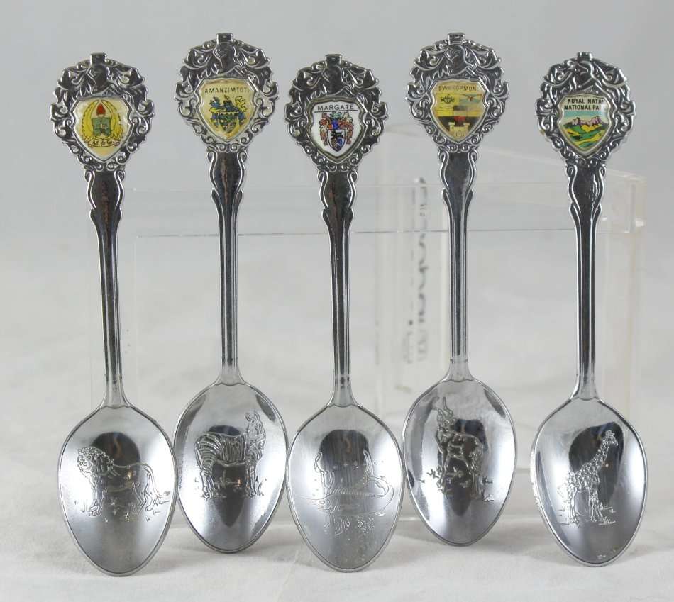 Souvenir Spoons - Set of 5 - Beautiful! - Bid Now!!!