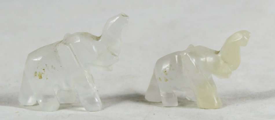 Glass Elephants - Pair - Beautiful! - Bid Now!!!