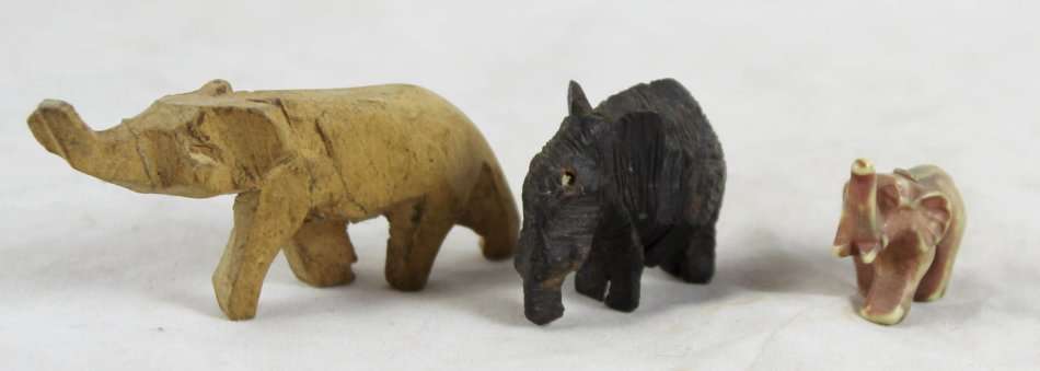 Carved Elephants - Trio - Beautiful! - Bid Now!!!