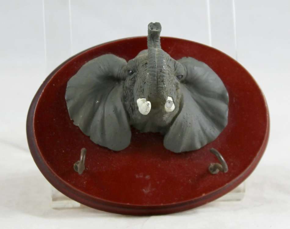 Elephant - Small Key Rack - Beautiful! - Bid Now!!!