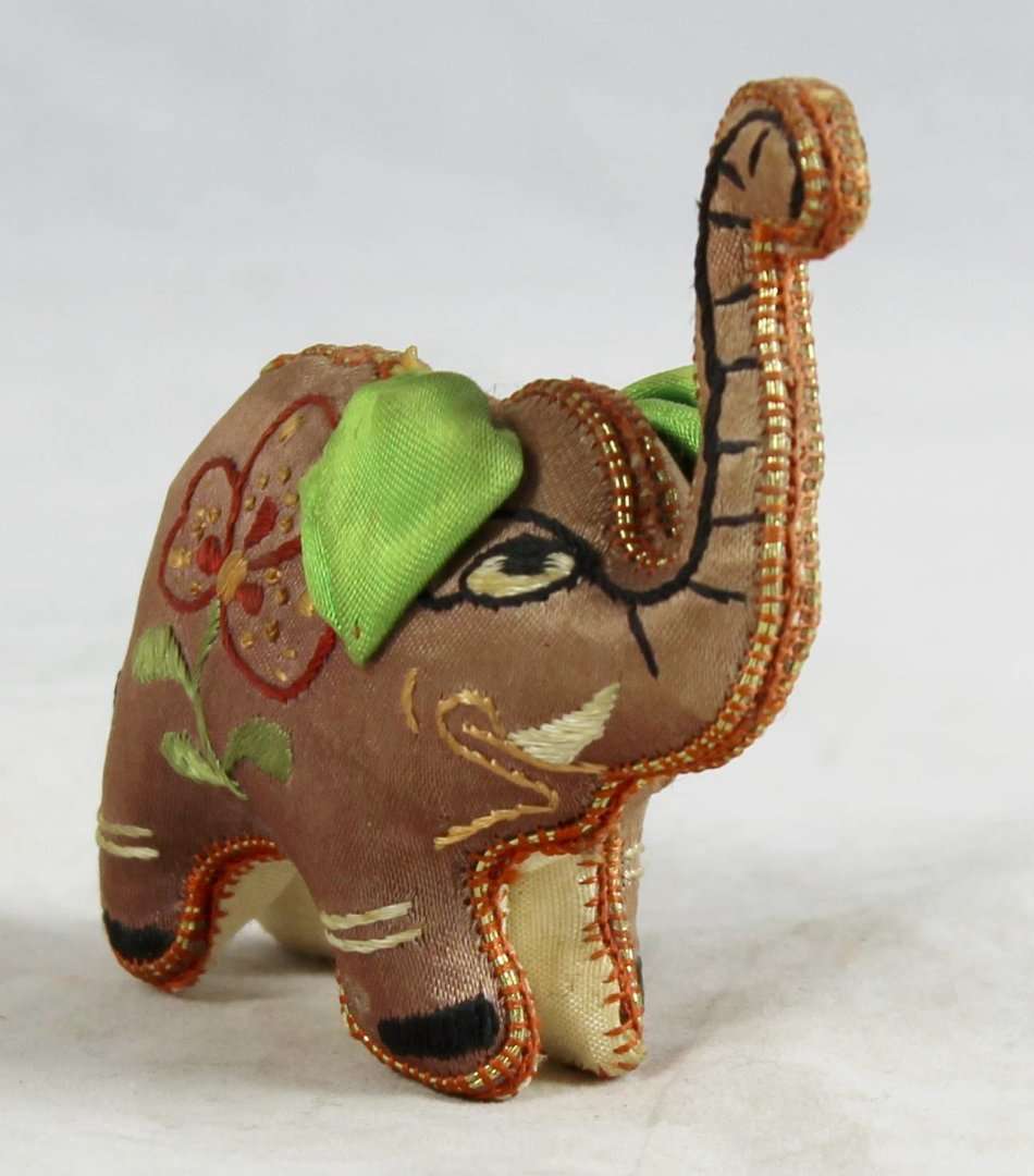 Silk Covered - Elephant - Beautiful! - Bid Now!!!