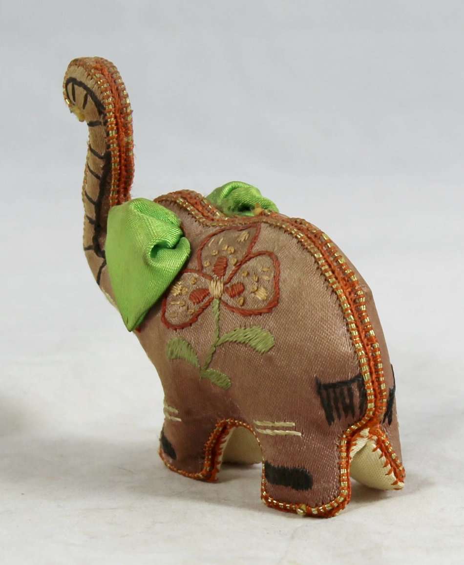 Silk Covered - Elephant - Beautiful! - Bid Now!!!