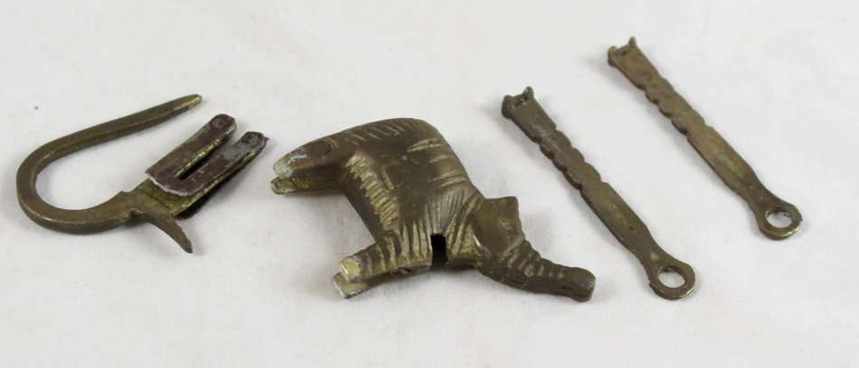 Elephant lock - Metal - Beautiful! - Bid Now!!!