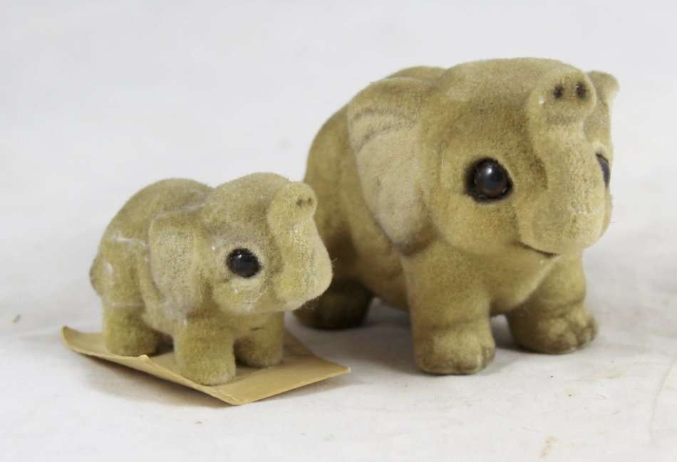 Josef Originals - Pair of Elephants - Beautiful!