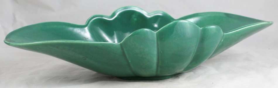 Lucia Ware - Large Green Fruit Bowl - Gorgeous! - Bid Now!!!